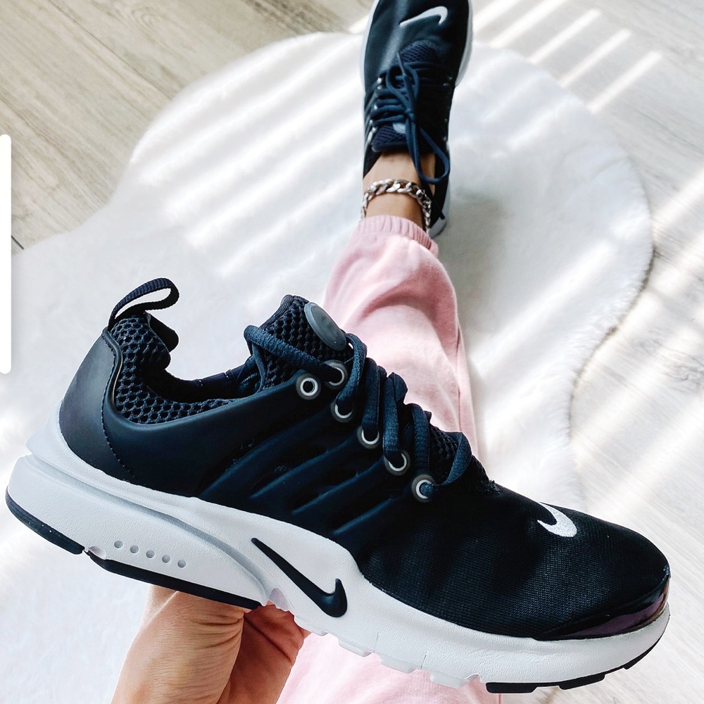 Nike presto sneakers